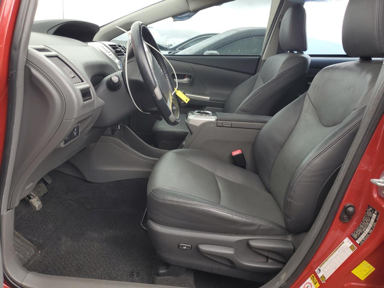 2013 Toyota Prius V - Фото 7