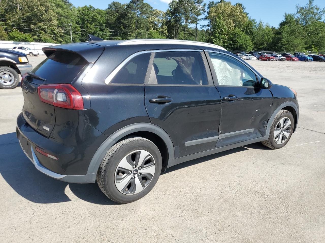 2017 Kia Niro Fe - Image 3