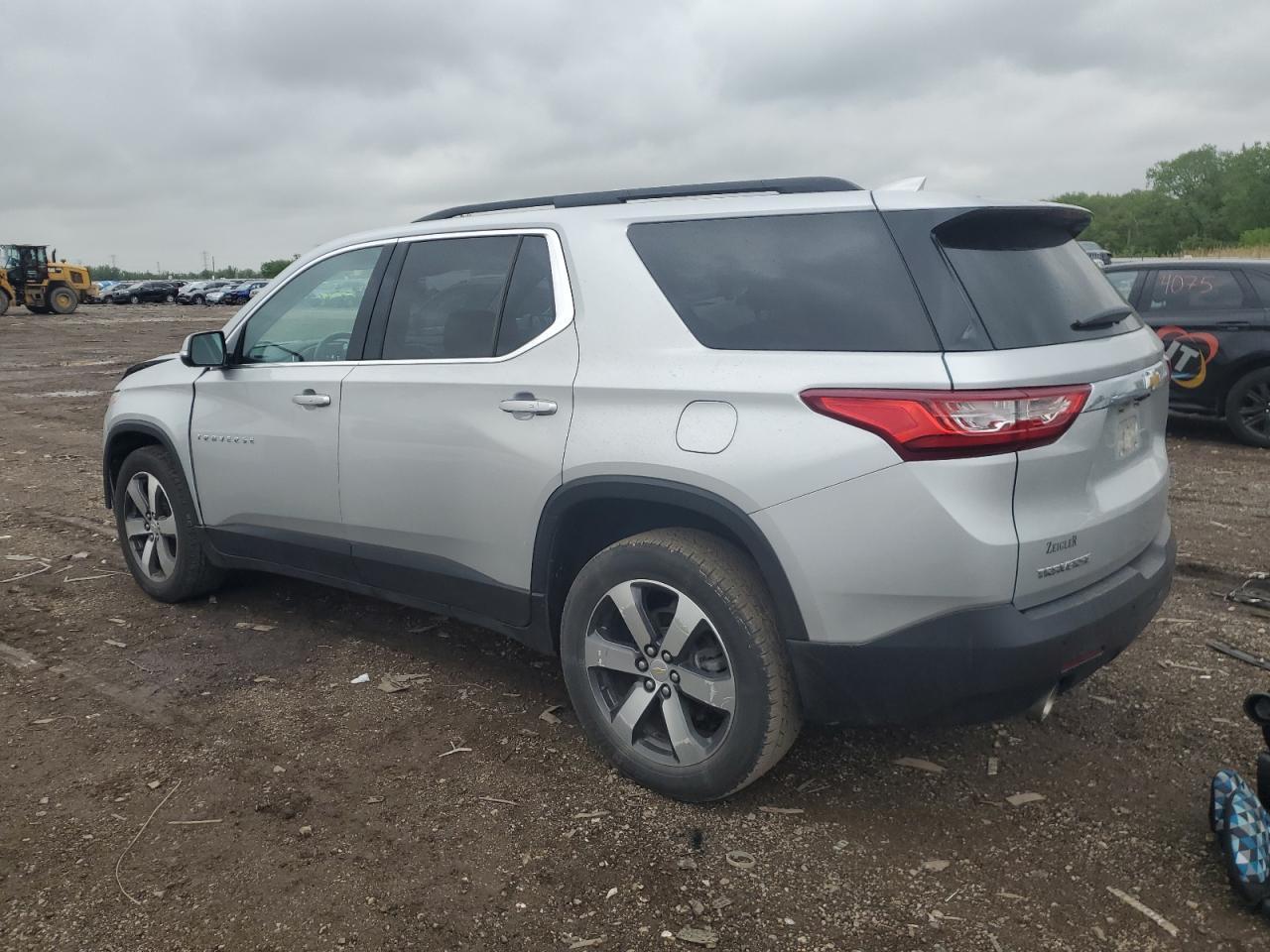 2020 Chevrolet Traverse Lt - Image 2