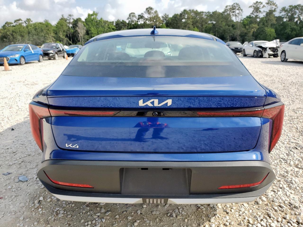 2025 Kia K4 Lx - Image 6