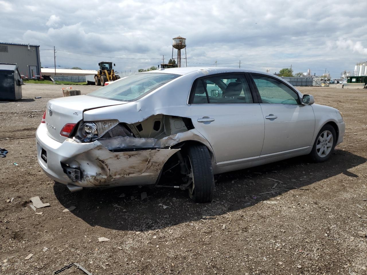 2009 Toyota Avalon Xl - Image 3