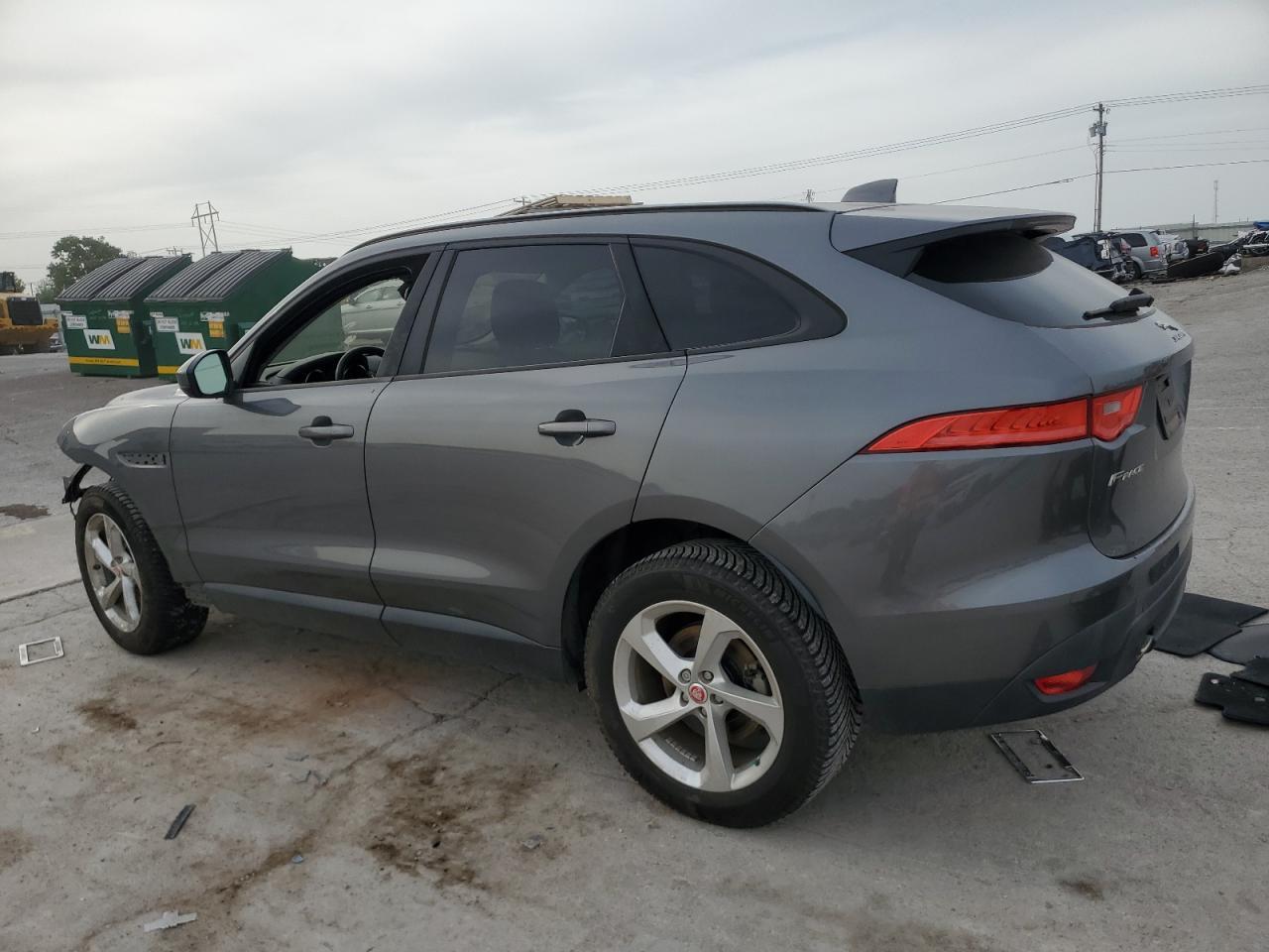 2018 Jaguar F-Pace Premium - Image 2