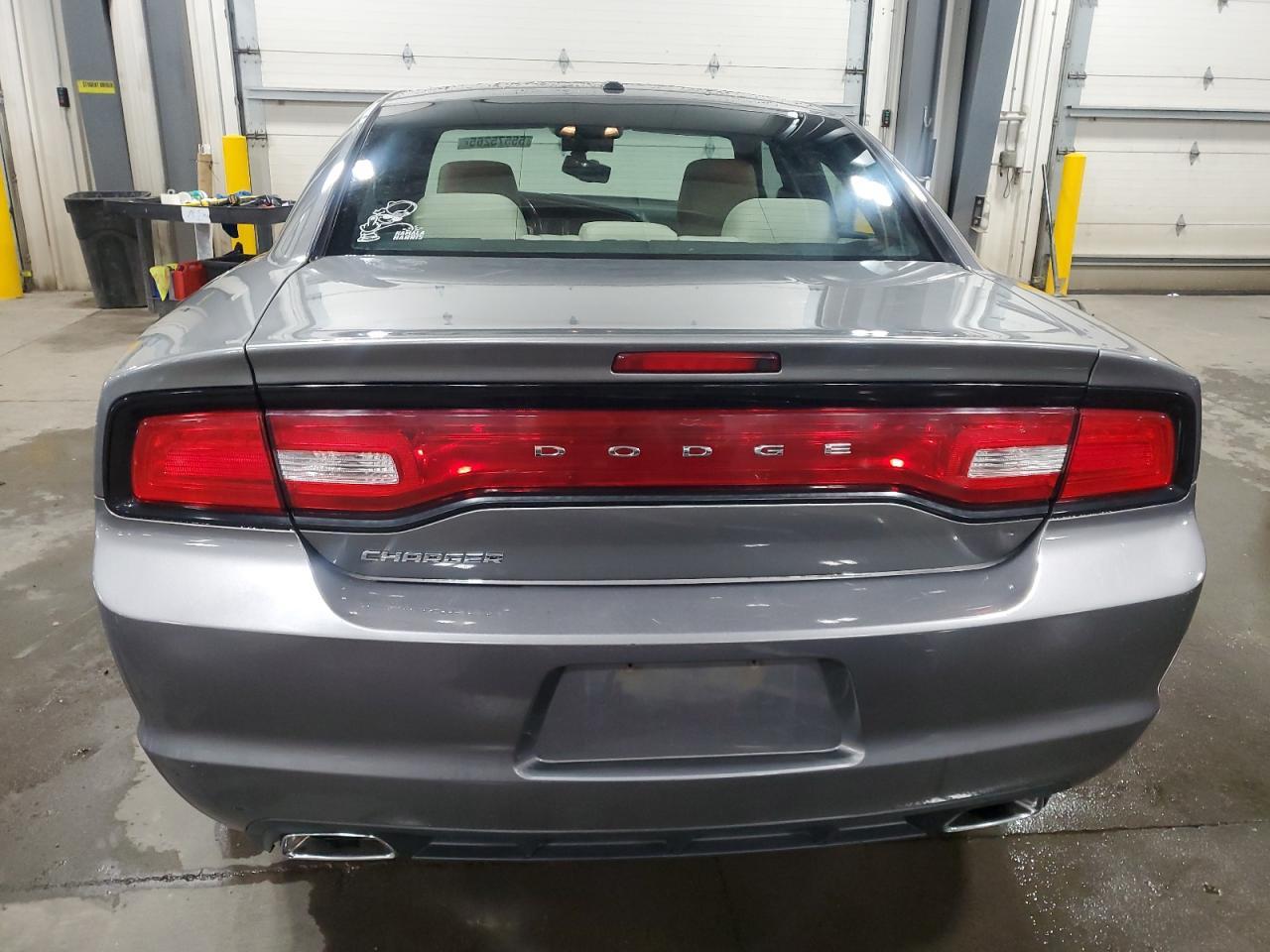 2011 Dodge Charger - Фото 6