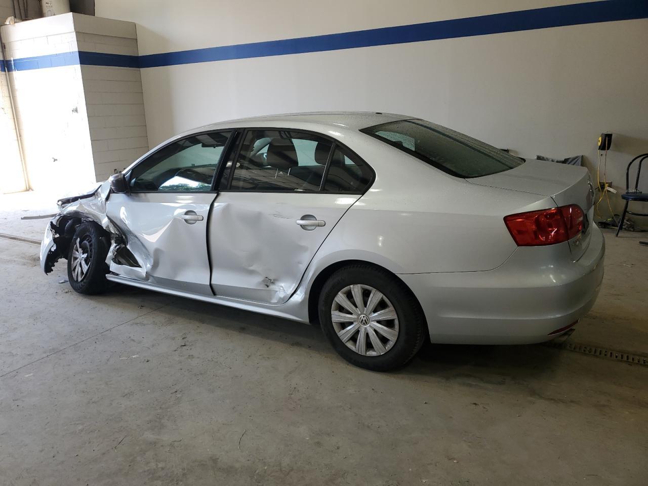 2014 Volkswagen Jetta Base - Фото 2