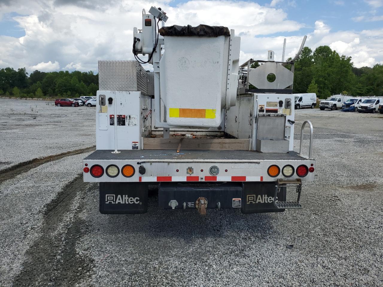 2015 Ford F450 Super Duty - Image 6