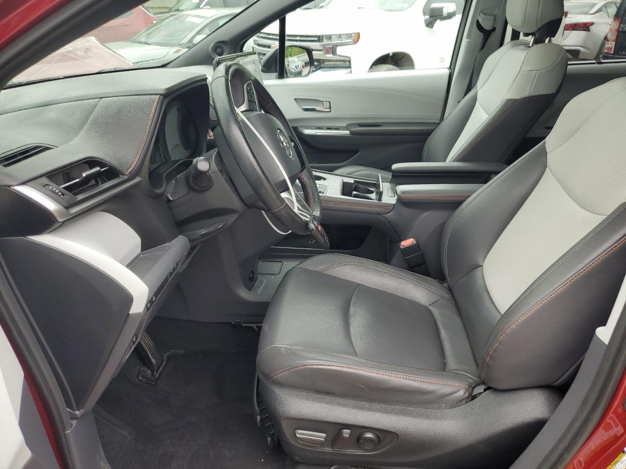 2022 Toyota Sienna Xse - Image 7