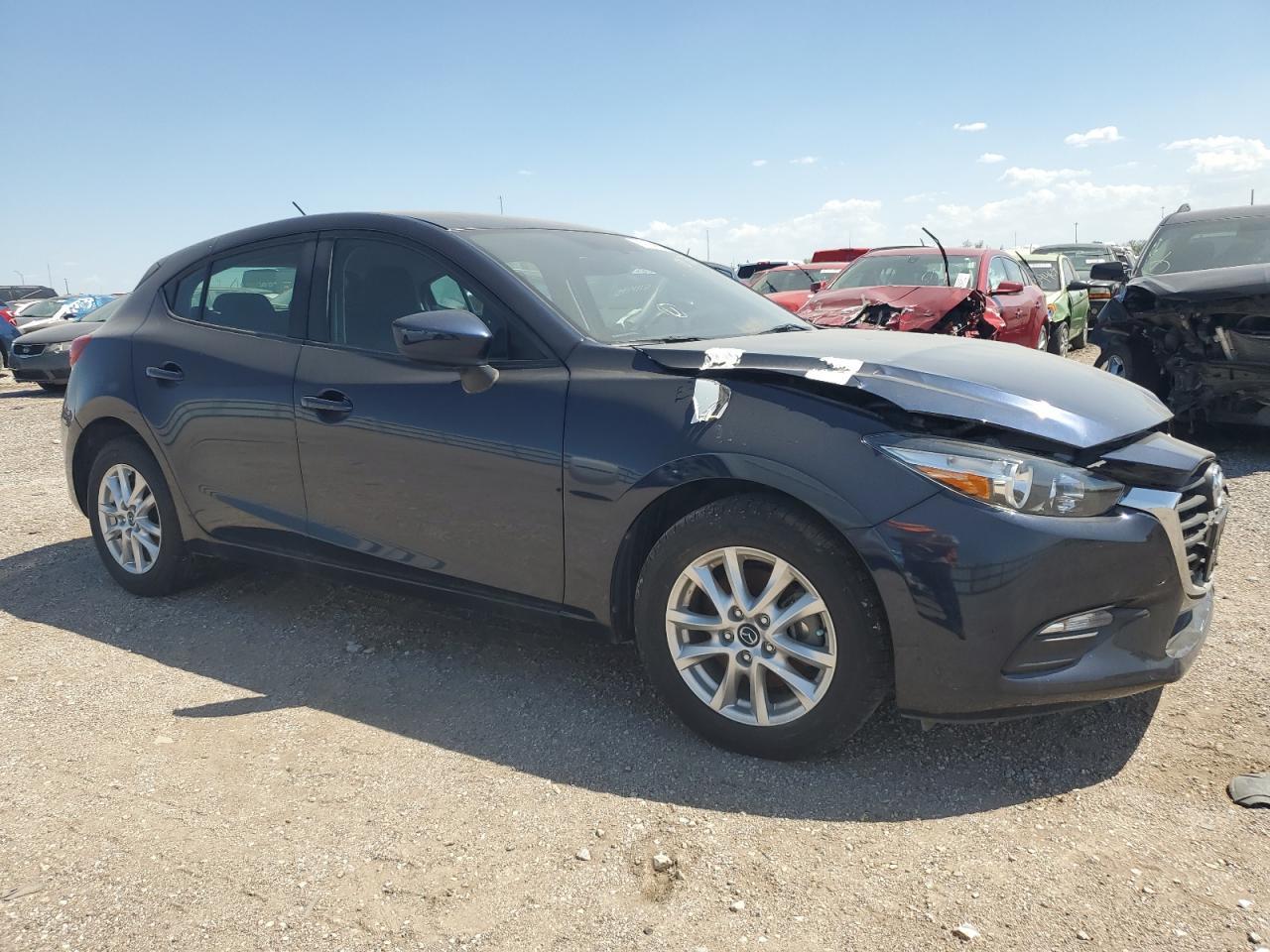 2017 Mazda 3 Sport - Фото 4