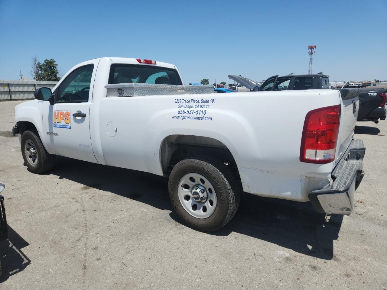 2012 GMC Sierra C1500 - Фото 2