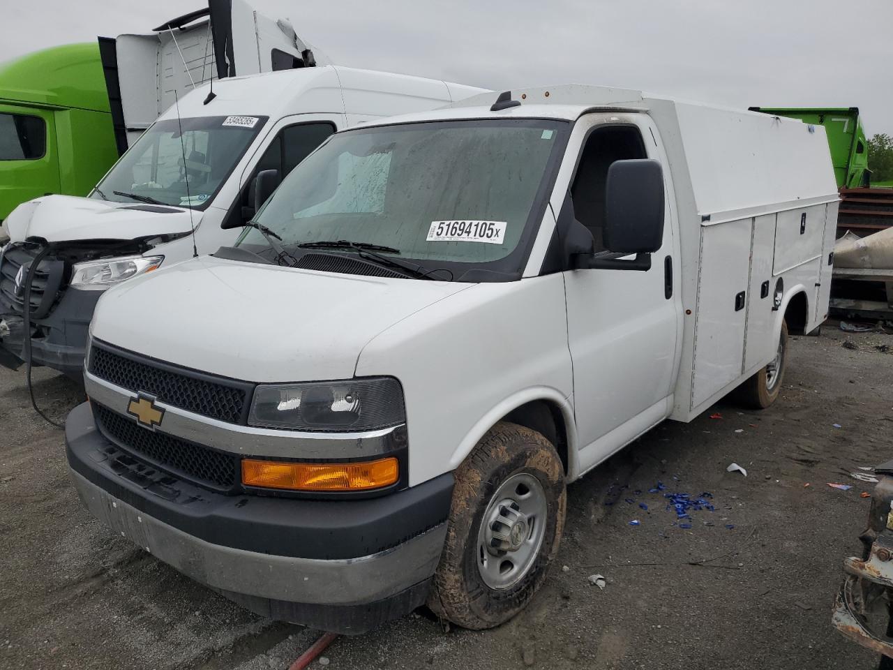 2022 Chevrolet Express G3500