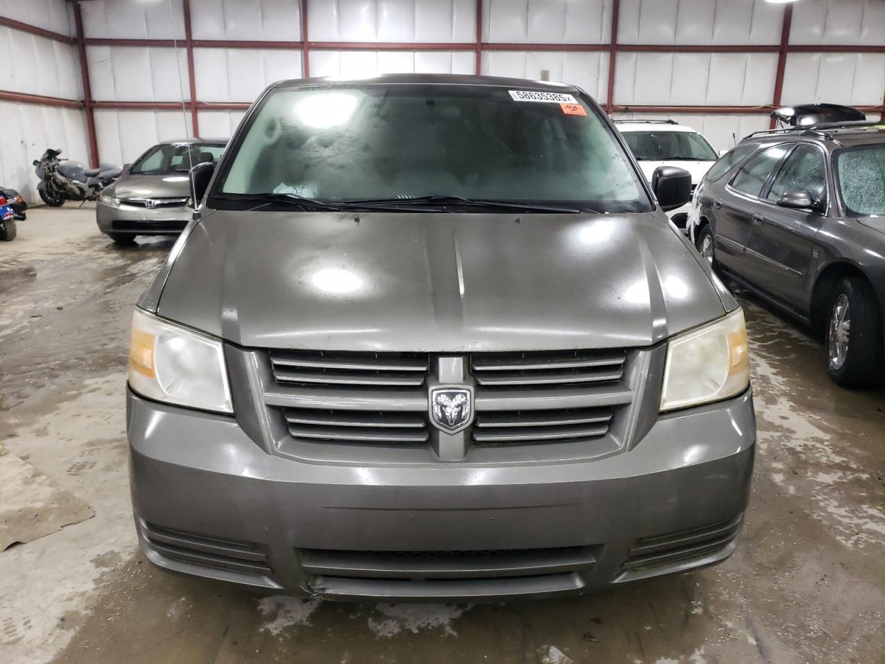 2010 Dodge Grand Caravan Se - Image 5