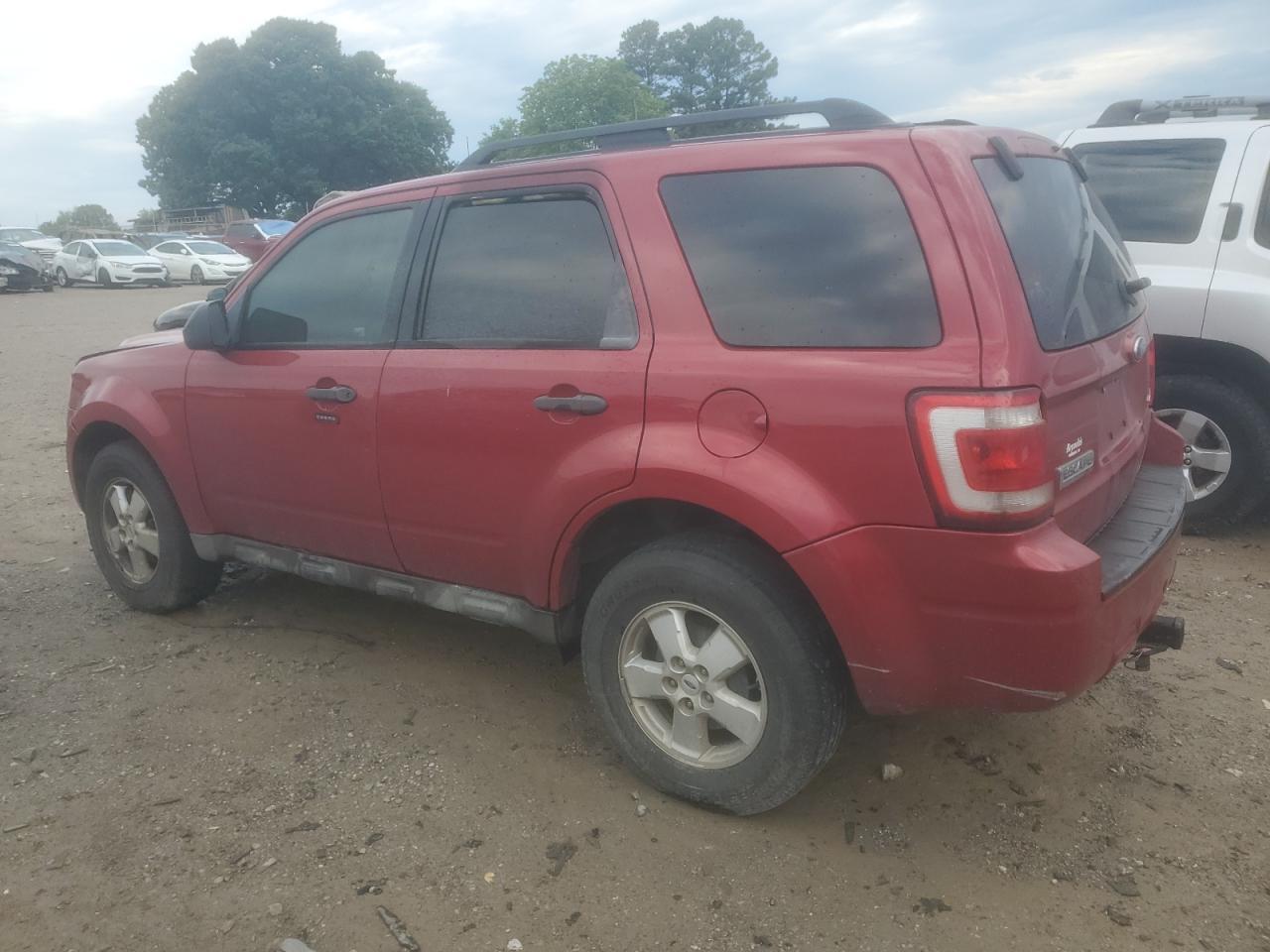 2009 Ford Escape Xlt - Image 2