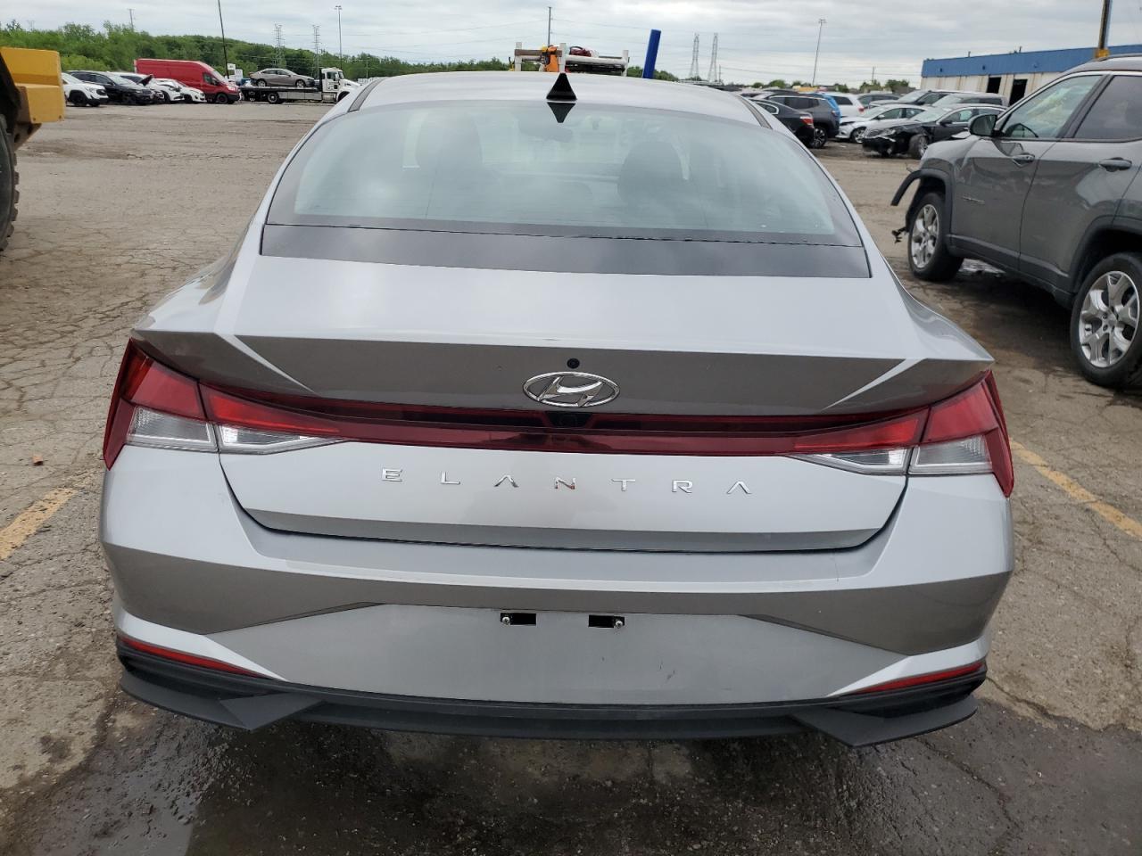 2023 Hyundai Elantra Sel - Фото 6
