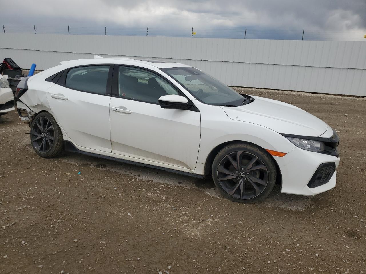 2017 Honda Civic Sport - Image 4