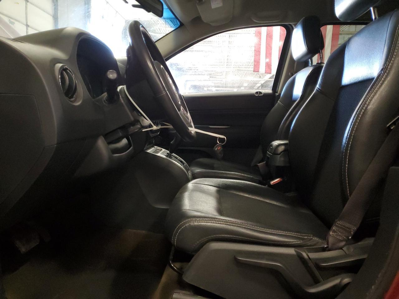 2016 Jeep Compass Latitude - Image 7