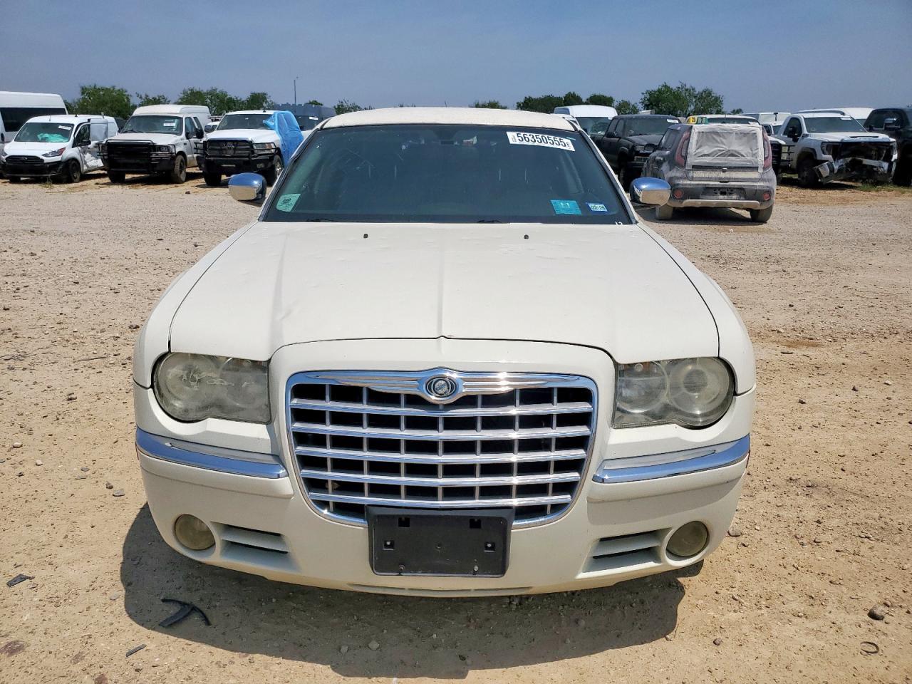 2006 Chrysler 300C - Image 5