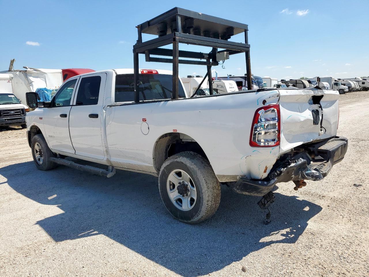 2020 Ram 3500 Tradesman - Фото 2