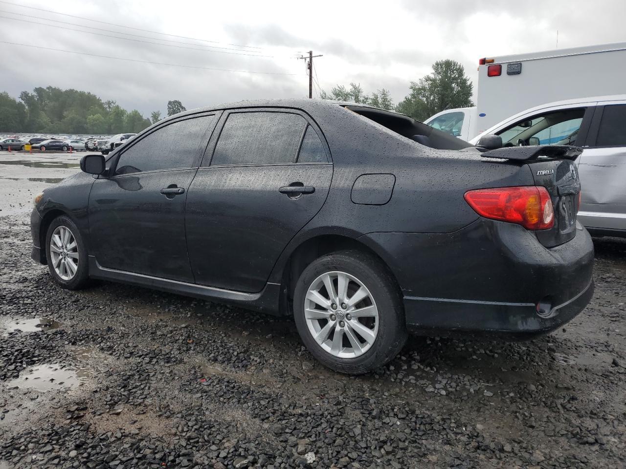 2010 Toyota Corolla Base - Фото 2