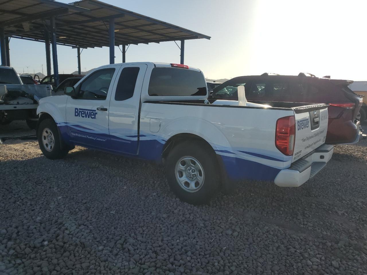 2021 Nissan Frontier S - Фото 2