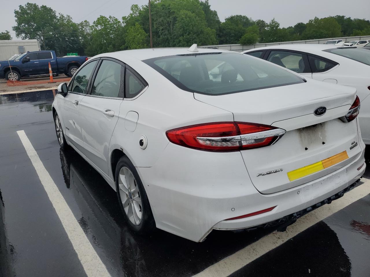 2019 Ford Fusion Se - Фото 2