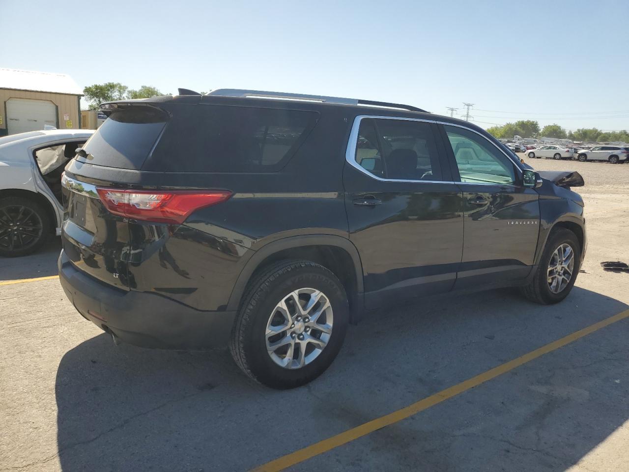 2018 Chevrolet Traverse Lt - Фото 3
