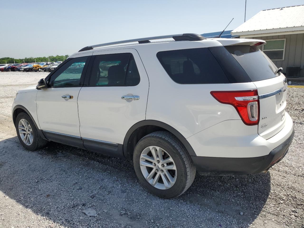 2013 Ford Explorer Xlt - Фото 2