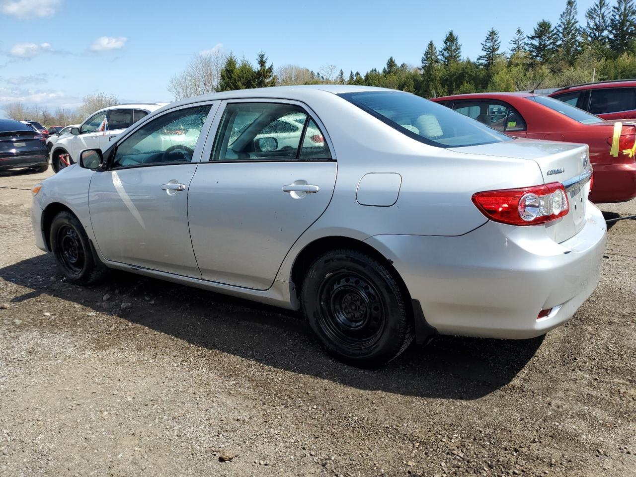 2013 Toyota Corolla Base - Фото 2