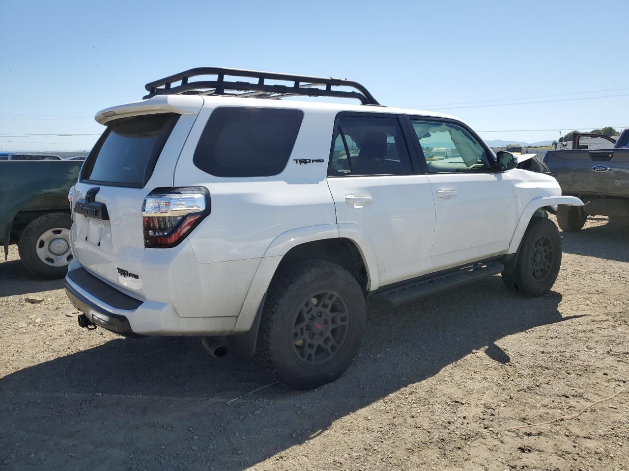 2024 Toyota 4Runner Sr5 Premium - Image 3