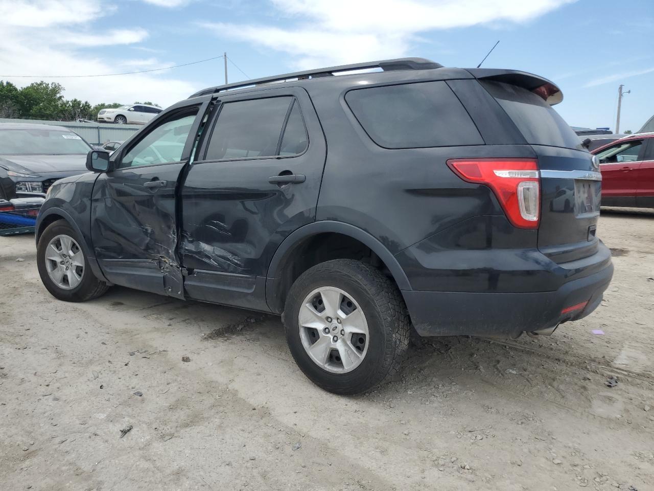 2014 Ford Explorer - Фото 2