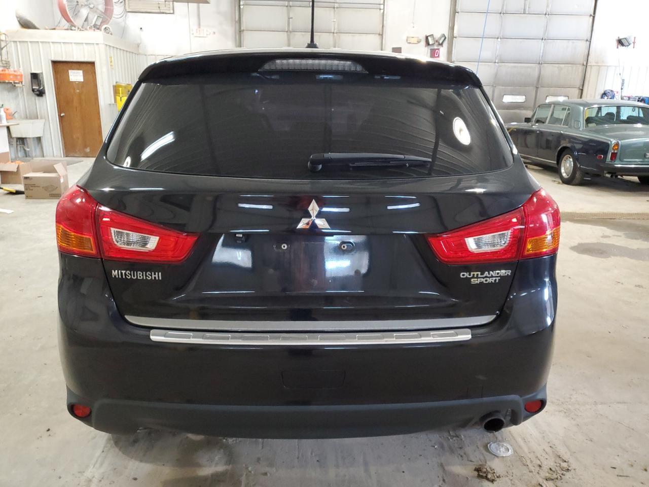 2015 Mitsubishi Outlander Sport Se - Image 6