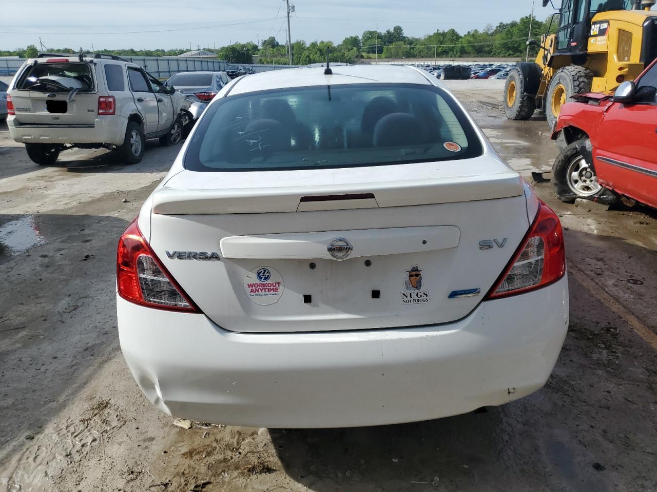 2014 Nissan Versa S - Фото 6