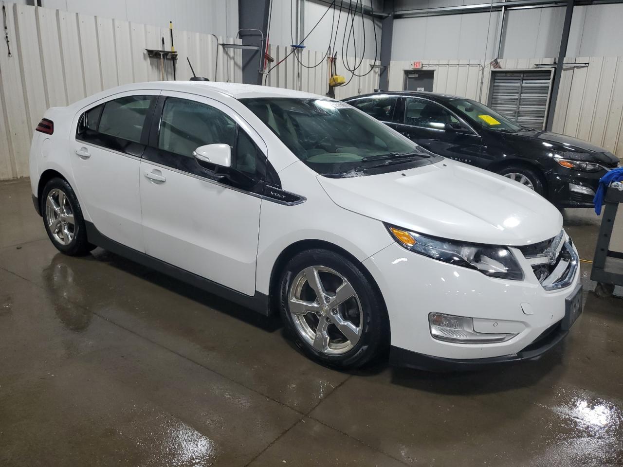 2015 Chevrolet Volt - Фото 4