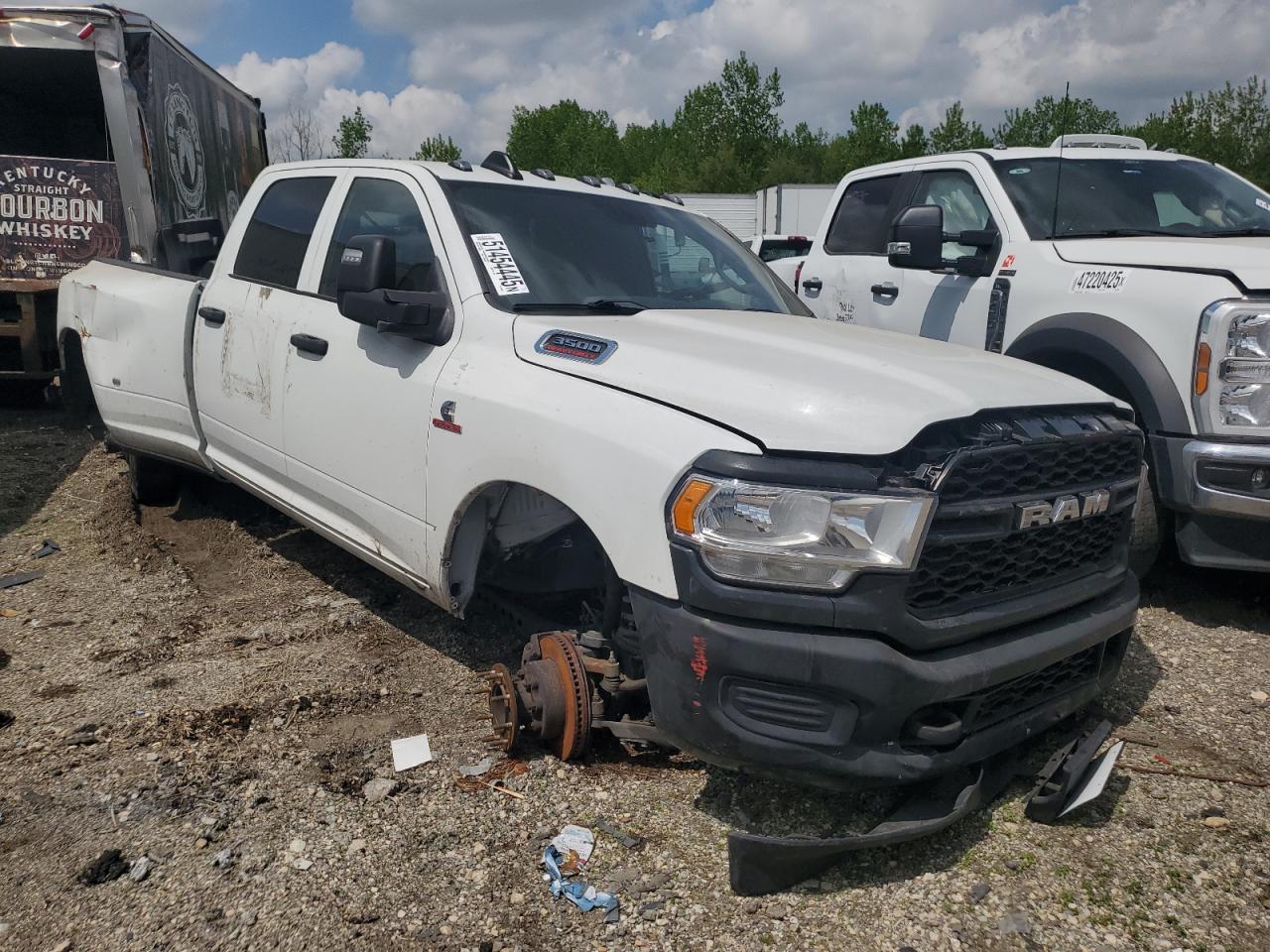 2023 Ram 3500 Tradesman - Фото 4