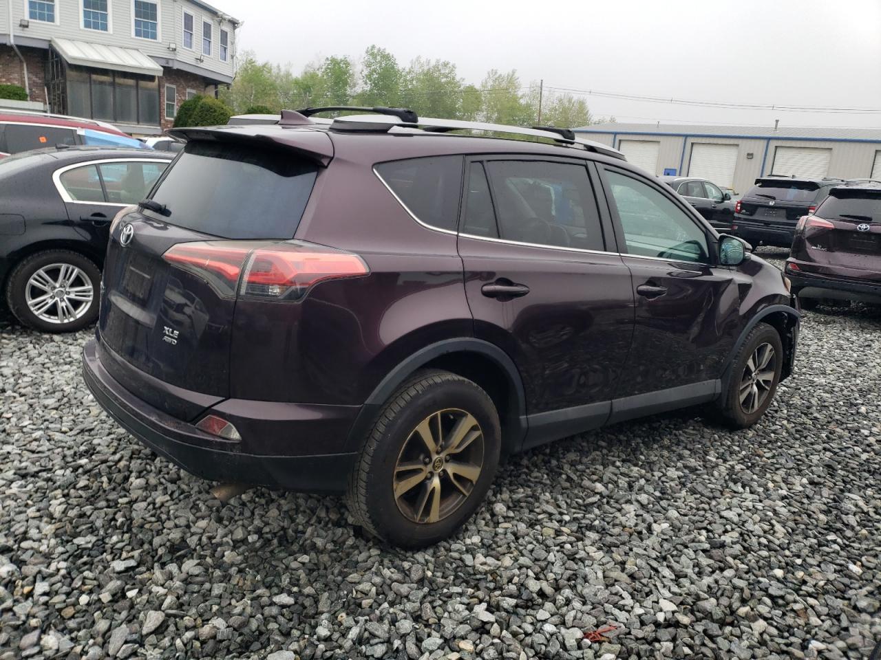 2017 Toyota Rav4 Xle - Фото 3