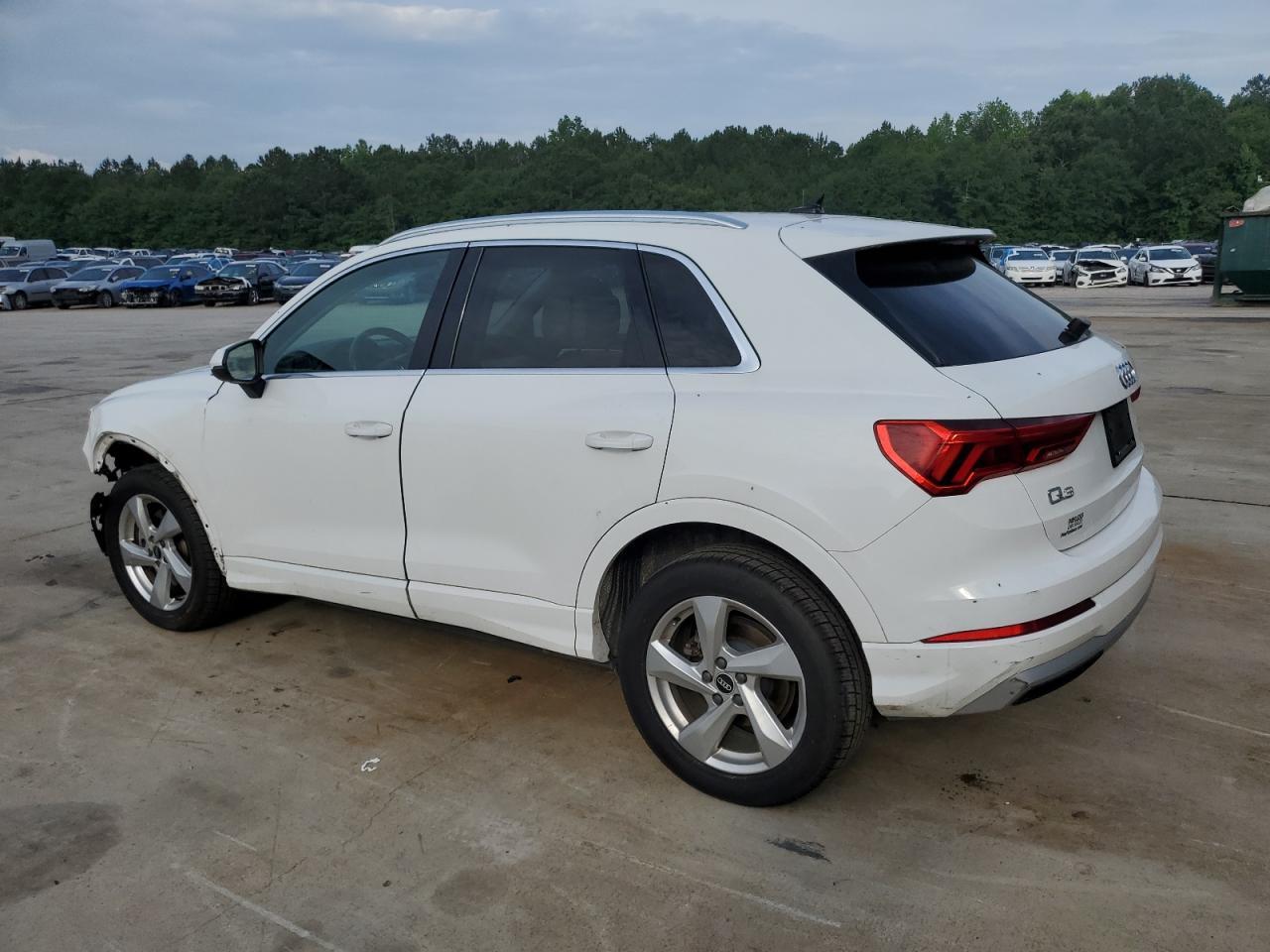 2021 Audi Q3 Premium 40 - Фото 2