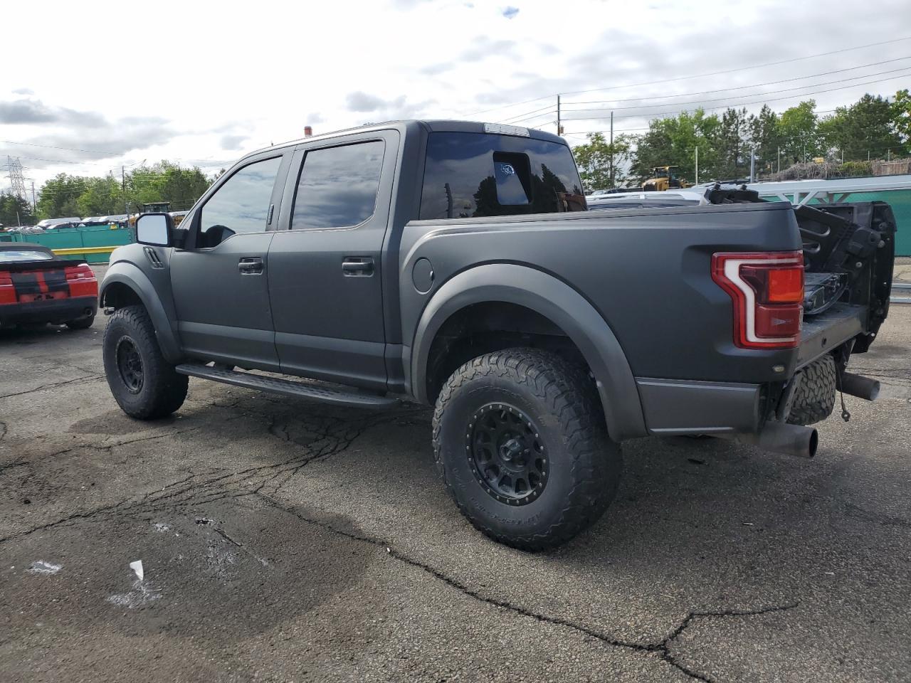 2018 Ford F150 Raptor - Фото 2