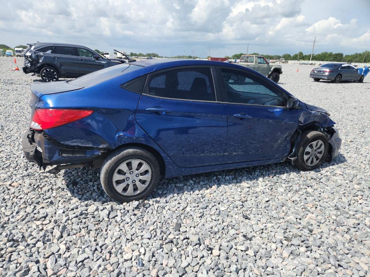 2015 Hyundai Accent Gls - Фото 3