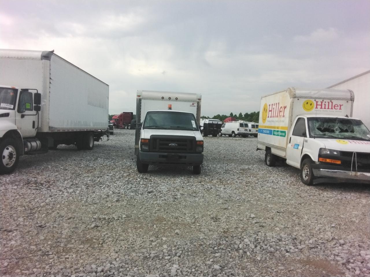 2008 Ford Econoline E450 Super Duty Cutaway Van - Фото 5