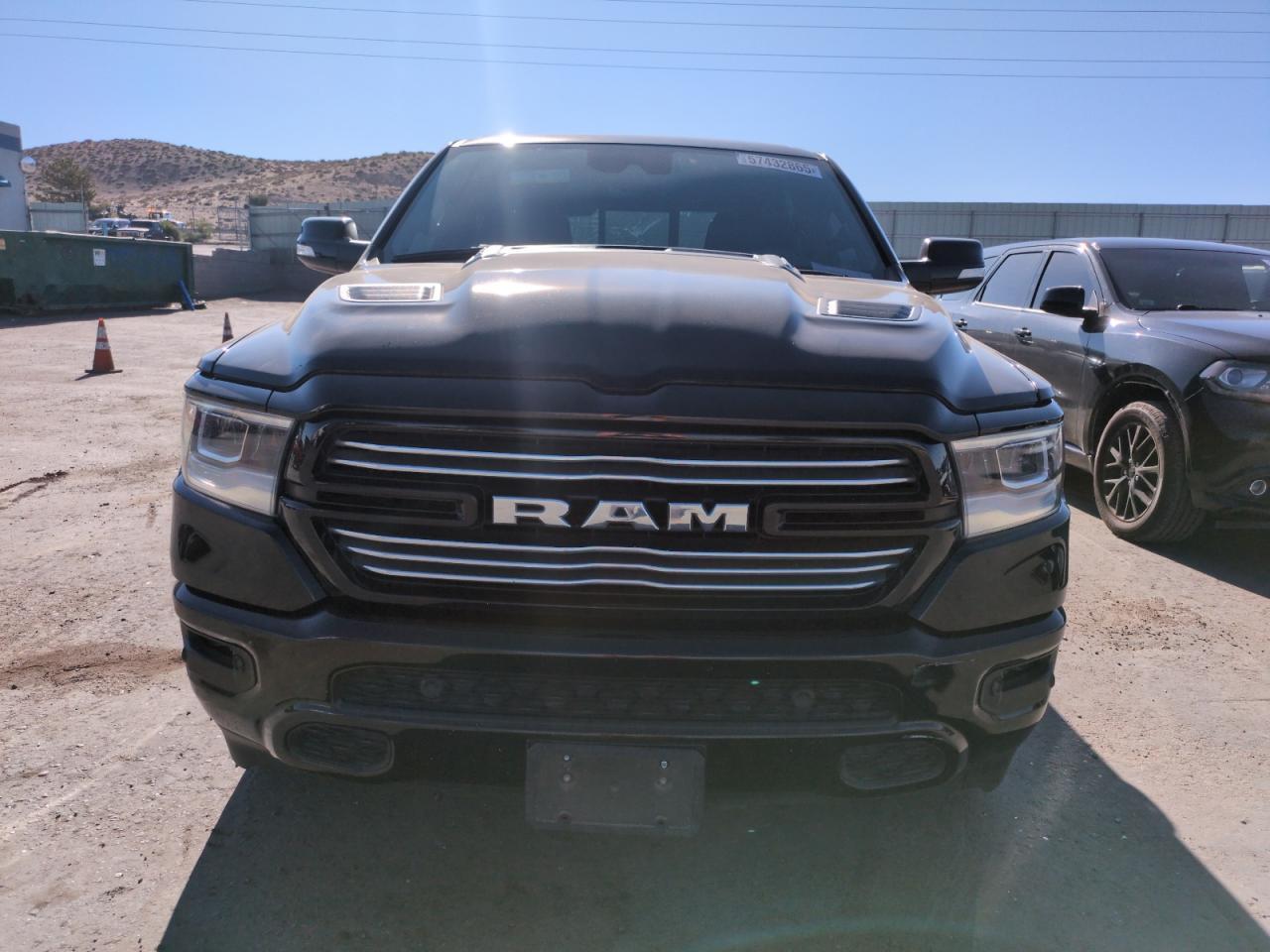 2021 Ram 1500 Laramie - Фото 5