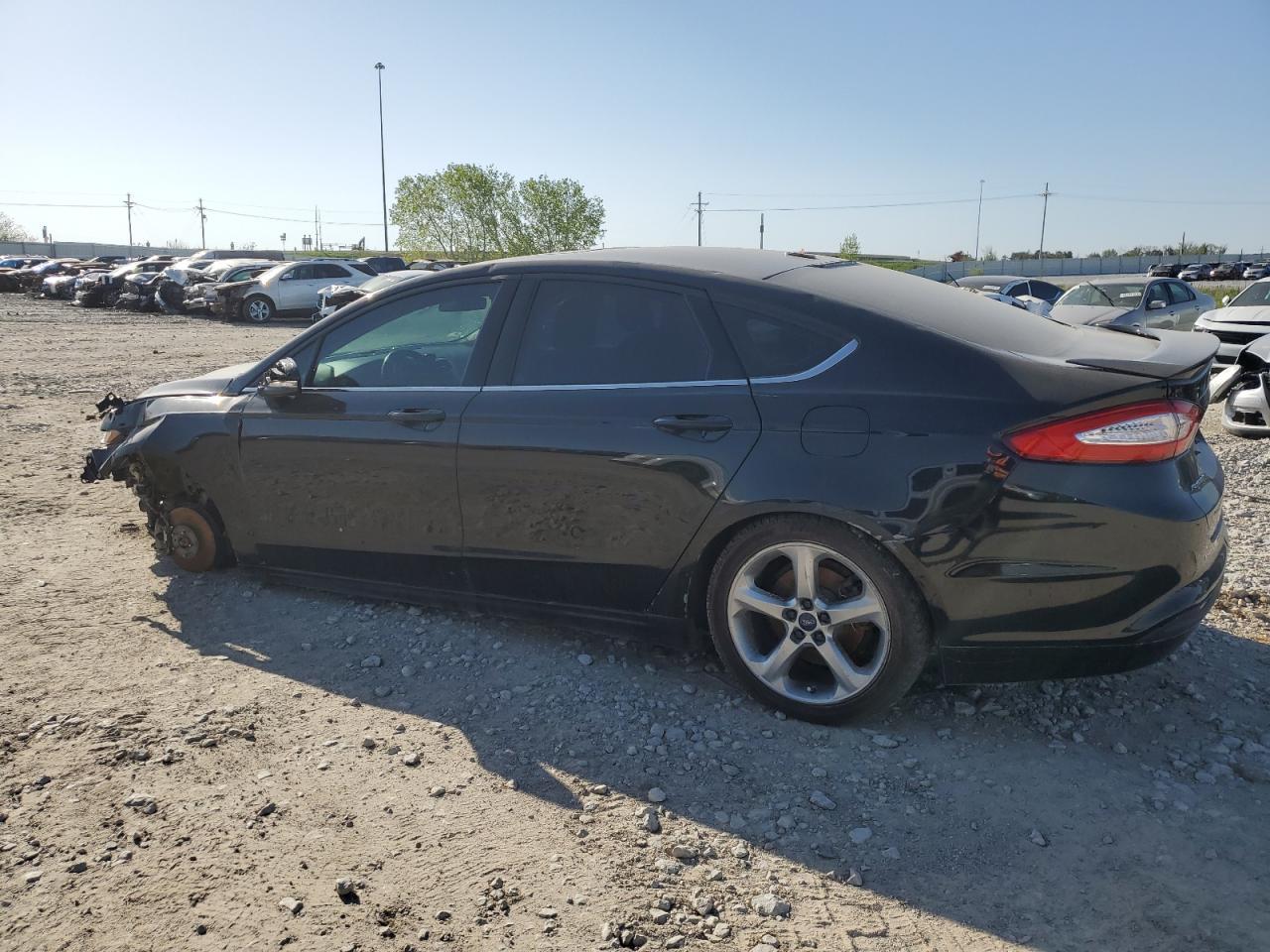 2015 Ford Fusion Se - Фото 2