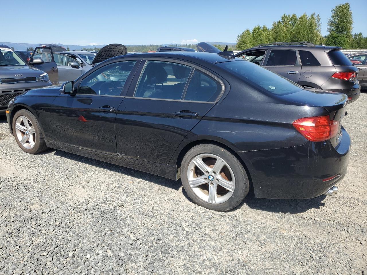 2013 BMW 328 Xi Sulev - Image 2