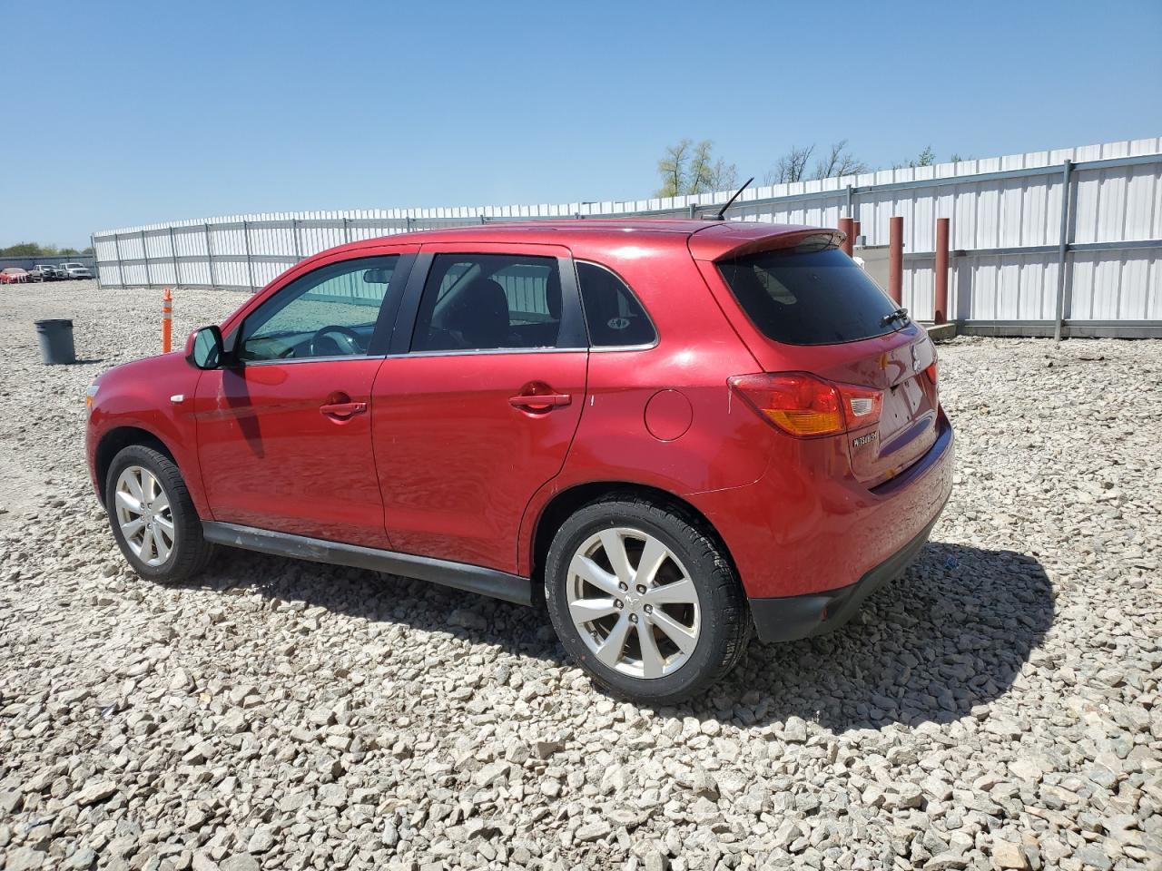 2015 Mitsubishi Outlander Sport Se - Image 2