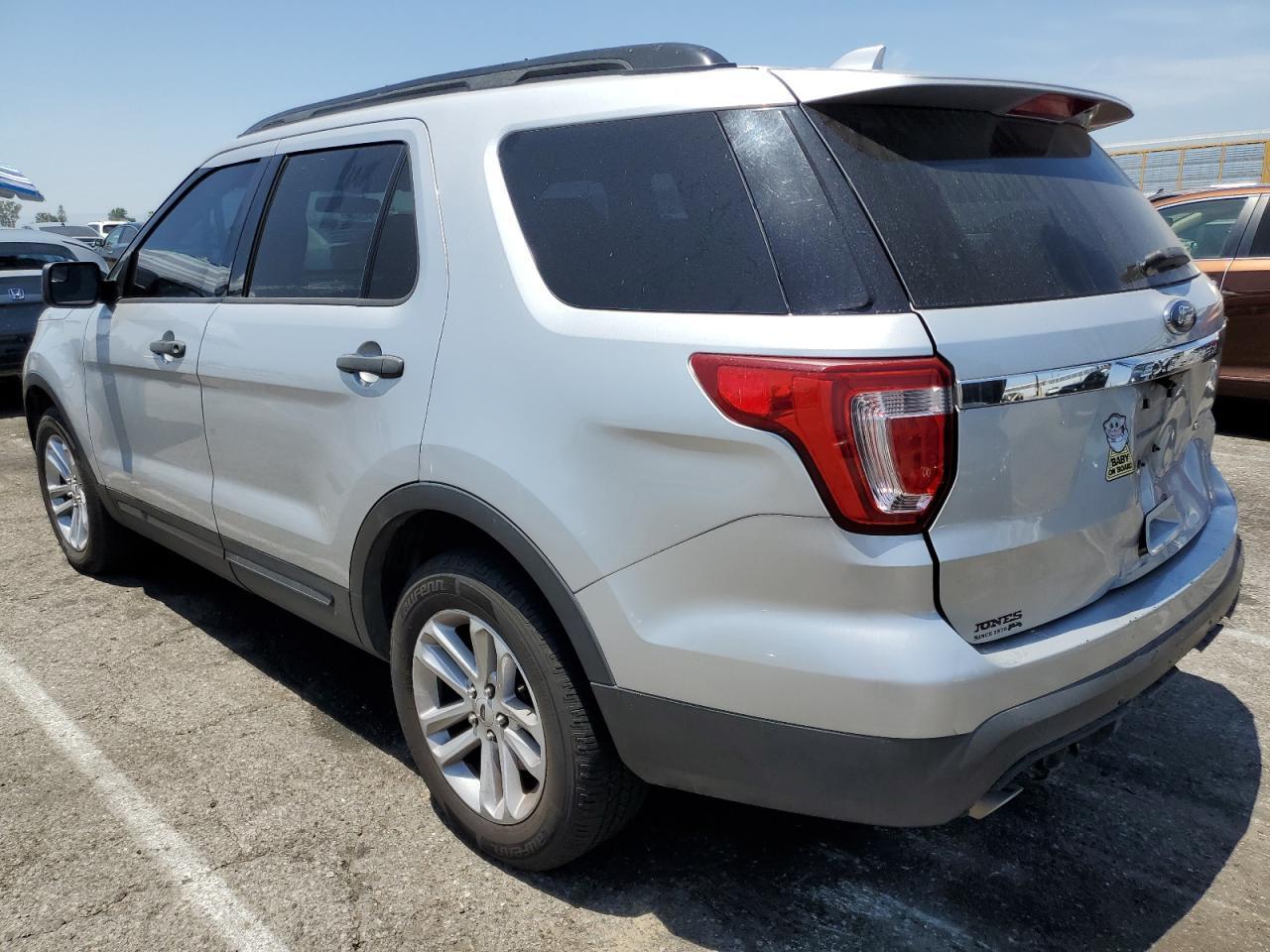 2017 Ford Explorer - Фото 2
