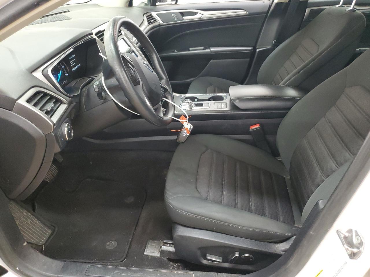 2020 Ford Fusion Se - Image 7