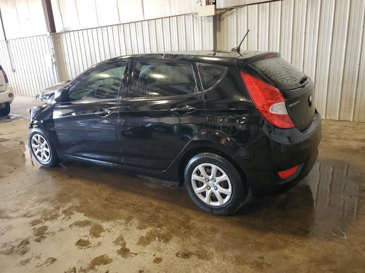 2012 Hyundai Accent Gls - Фото 2