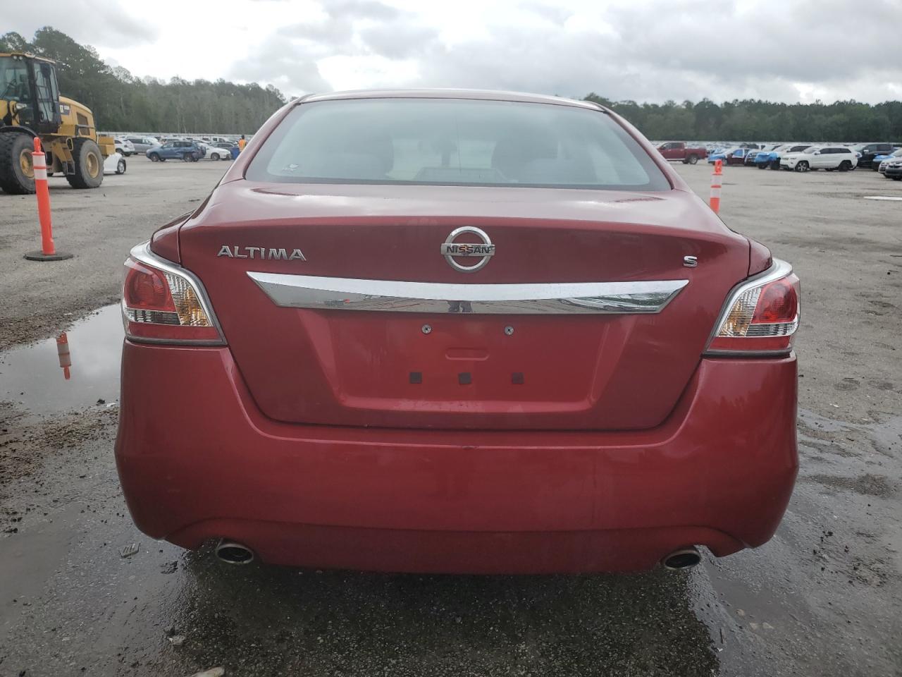 2015 Nissan Altima 2.5 - Image 6