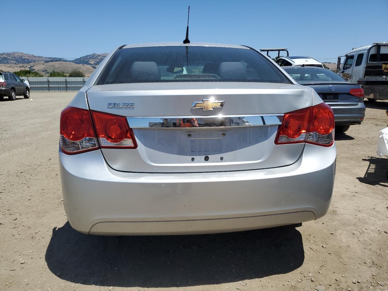 2012 Chevrolet Cruze Ls - Фото 6