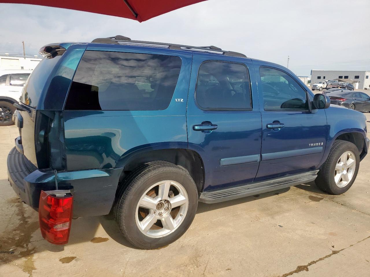 2007 Chevrolet Tahoe K1500 - Фото 3