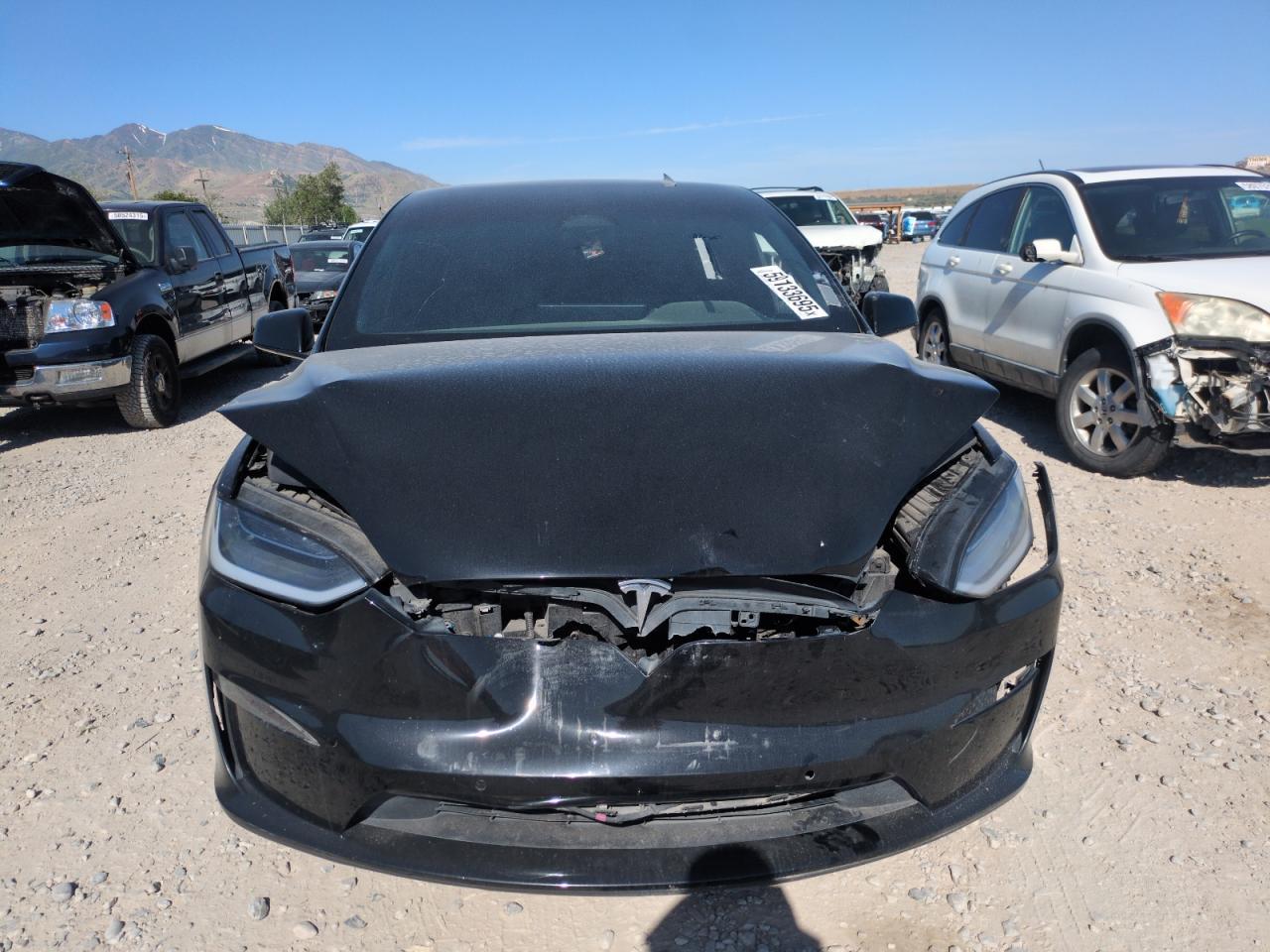 2022 Tesla Model X - Image 5