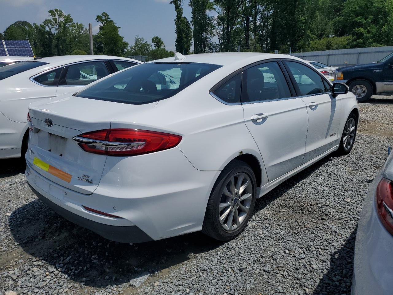 2019 Ford Fusion Se - Фото 3