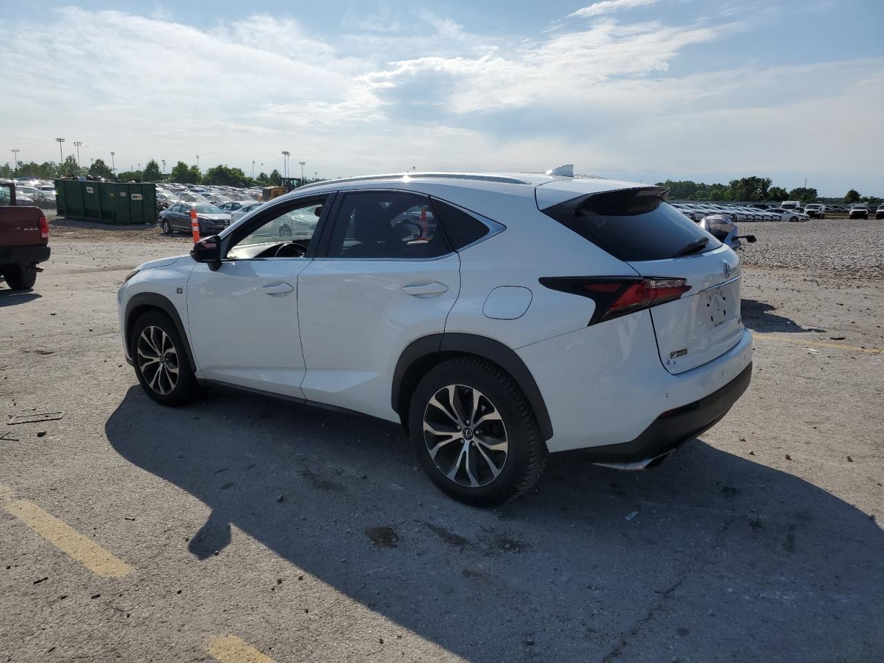 2017 Lexus Nx 200T Base - Фото 2